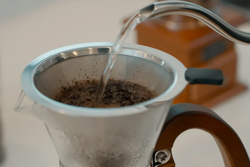 冬に澄むコーヒーの香り